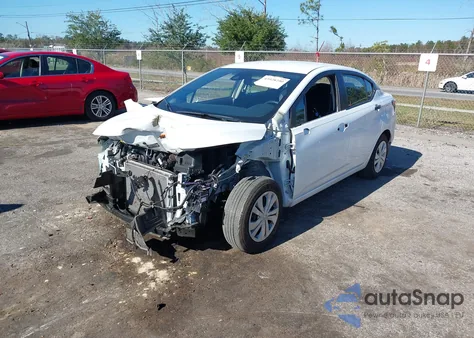 2025 Nissan Versa 1.6 S z USA, uszkodzony, nr VIN 3N1CN8DV9SL823974